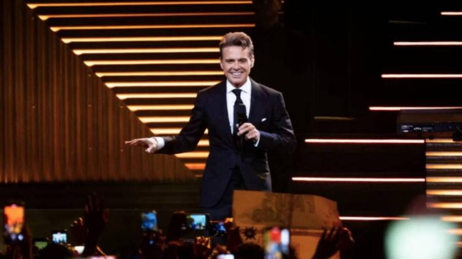 Luis Miguel es hospitalizado de emergencia en Chile