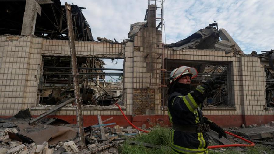 Llueven más misiles y drones rusos sobre Kiev