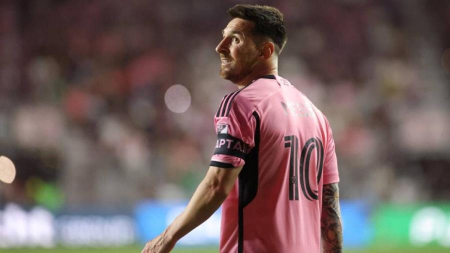 ¿Podrían arrestarte por tomarte una foto con Messi en Mty?: esto es lo que se sabe