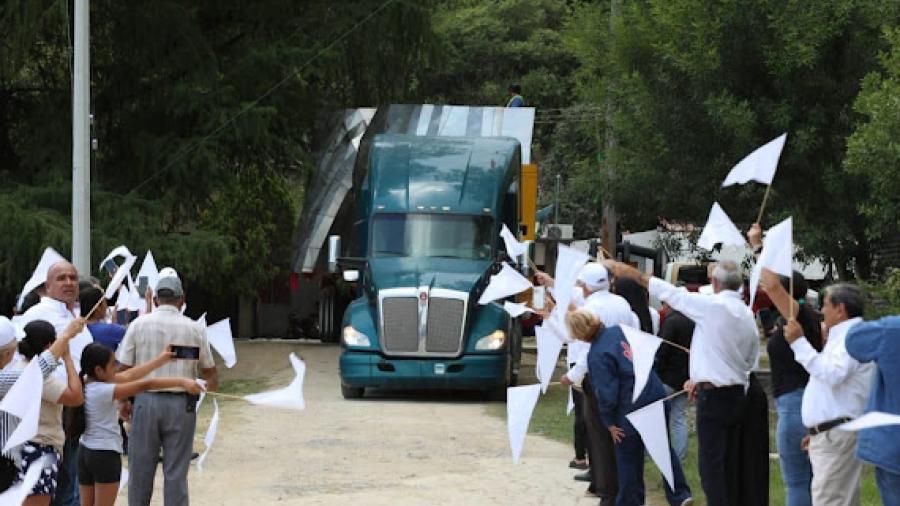 Llega Virgen monumental a El Chorrito