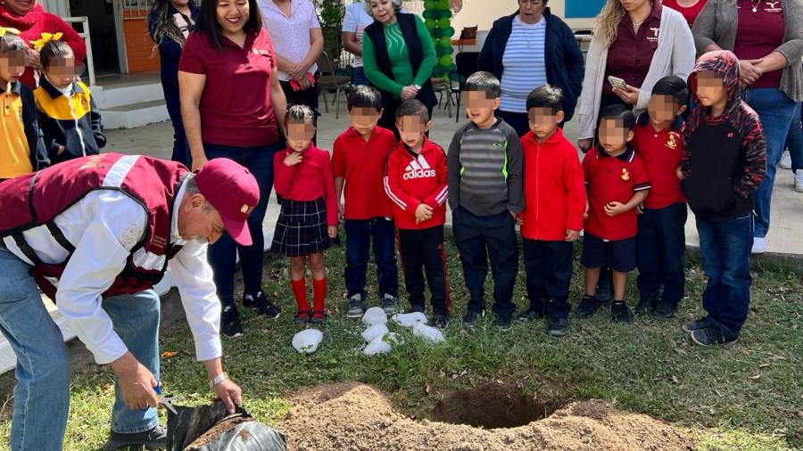 Siembra PAUT futuro con reforestación en escuelas