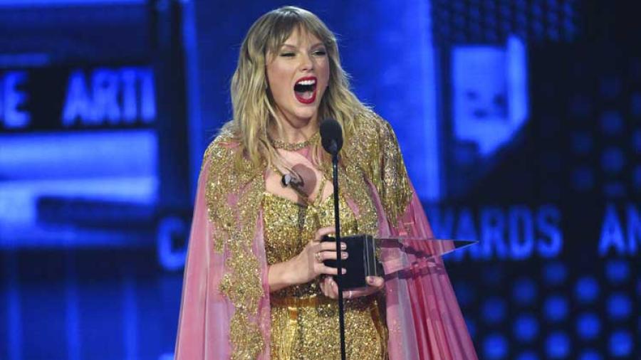 Taylor Swift supera a Rey del pop en premios AMA