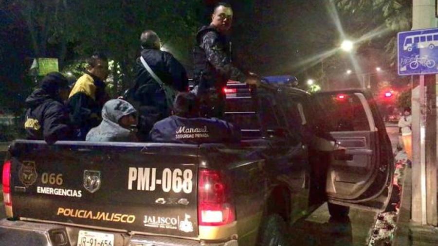 Por "gasolinazo" patrullas sustituyen al transporte público en Jalisco