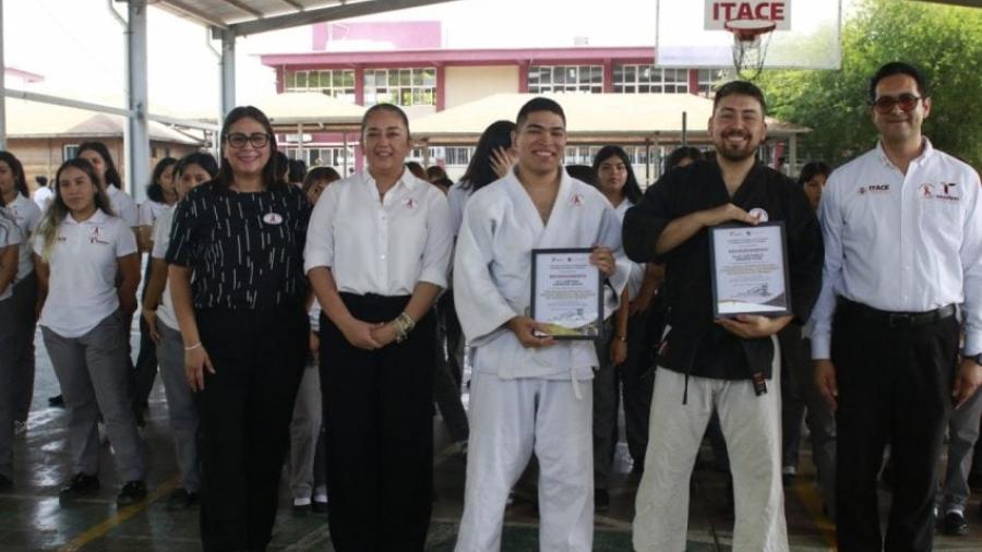 Impulsa STPS Taller de autoprotección y defensa personal con enfoque en violencia de género en el ITACE
