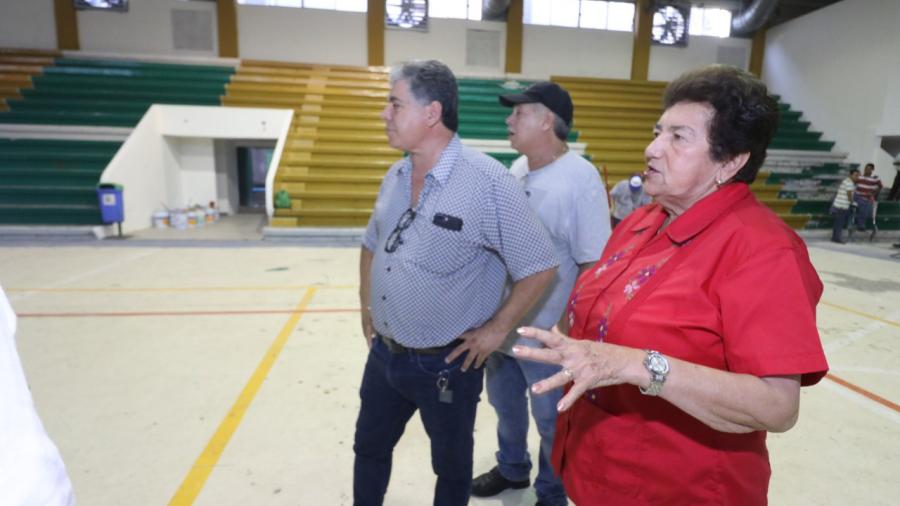 Remodela gobierno de Tampico interior del auditorio municipal