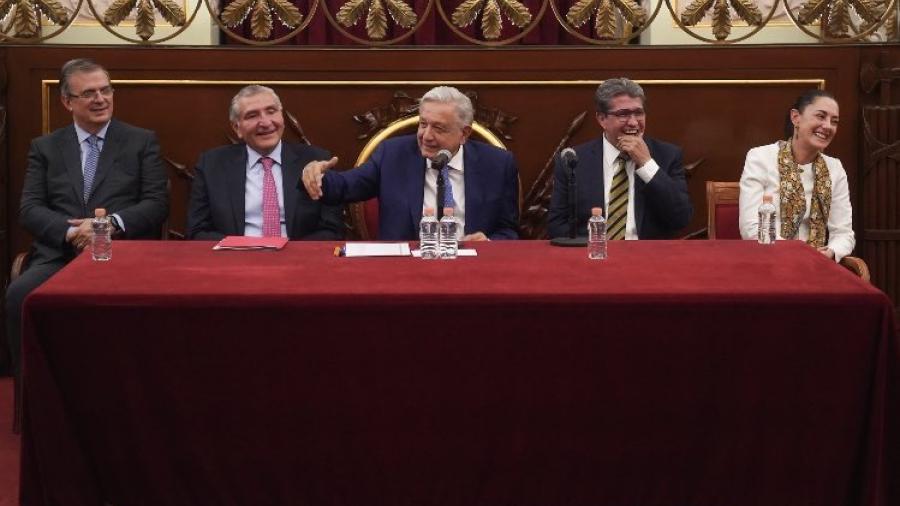 Ebrar urge a Mario Delgado definir reglas para corcholatas: sin ellas "es la ley de la selva"