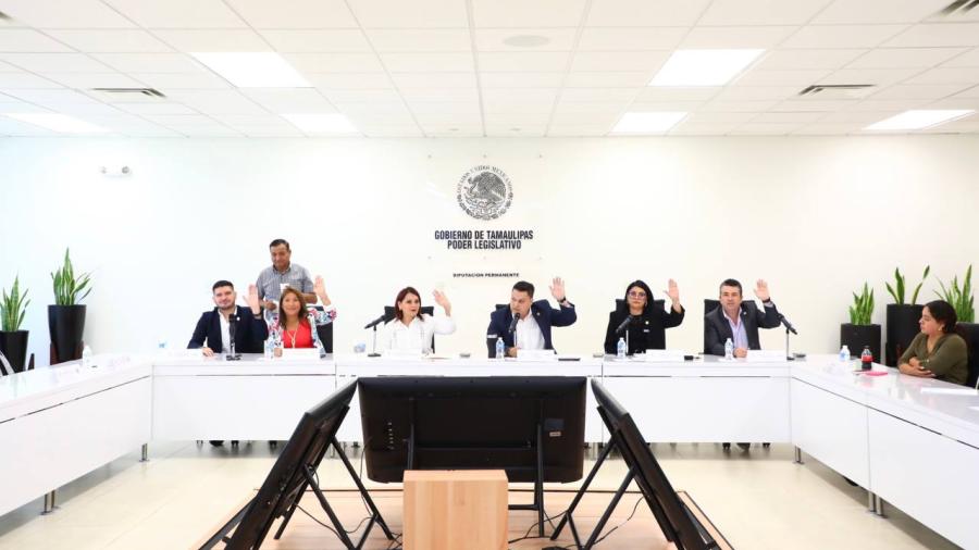 Congreso separa del cargo a Fiscal Anticorrupción 