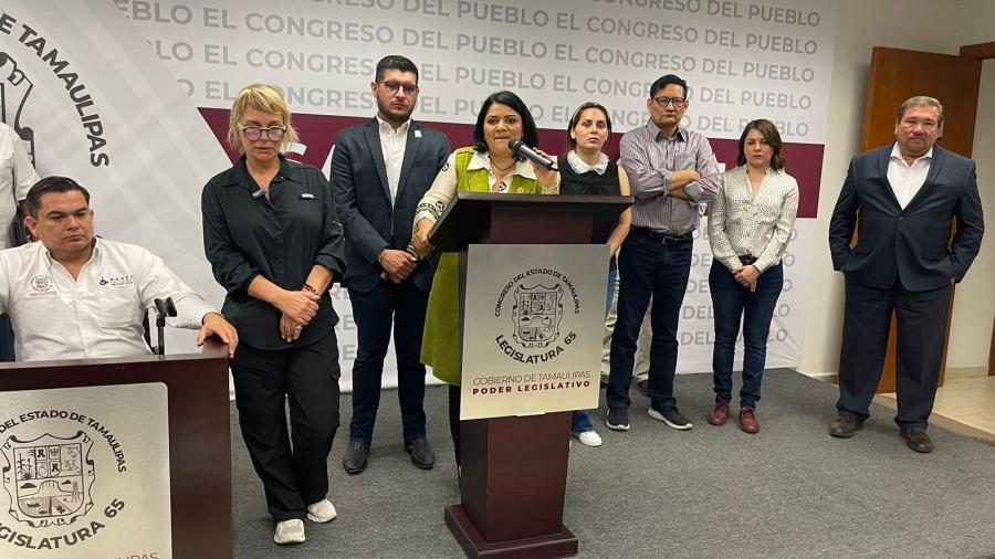 Muestran evidencias de violencia de panistas y anuncian denuncias
