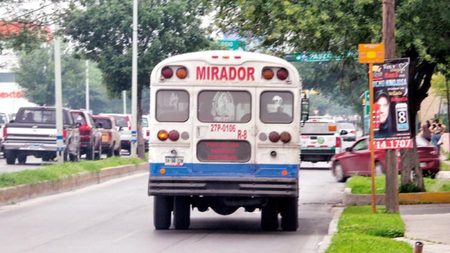 Transporte público caduco circula en Nuevo Laredo