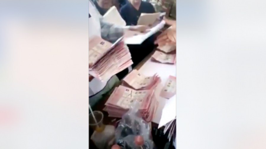 Funcionario de casilla realiza mal conteo de votos