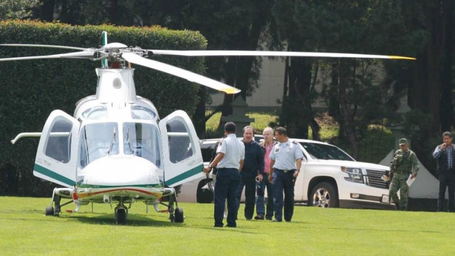 Gamboa y EPN, de una reuni&oacute;n de trabajo al golf