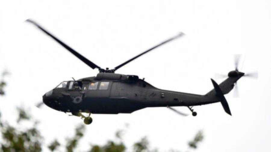 Accidente de helicóptero militar en la frontera de EU y México deja tres muertos y un herido