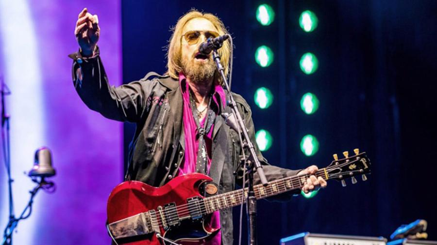 Tom Petty no ha muerto, continúa en el hospital; LAPD se disculpa