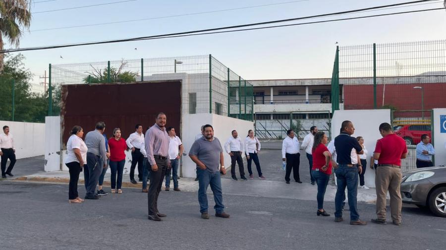Toma SNTE instalaciones del CREDE; exigen pagos