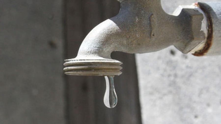 Tres días sin agua en El Campanario