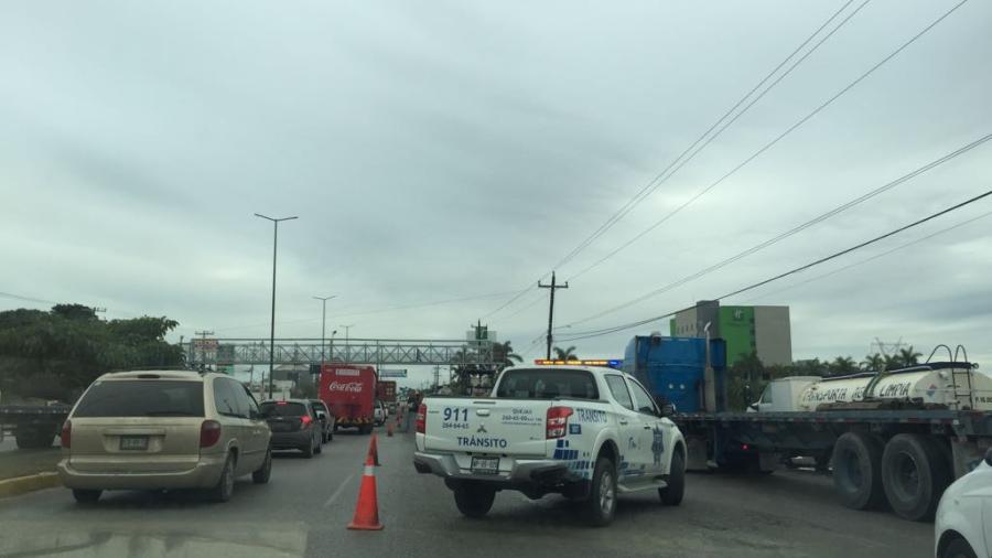 Congestionamiento vial por obra de pavimentaci&oacute;n