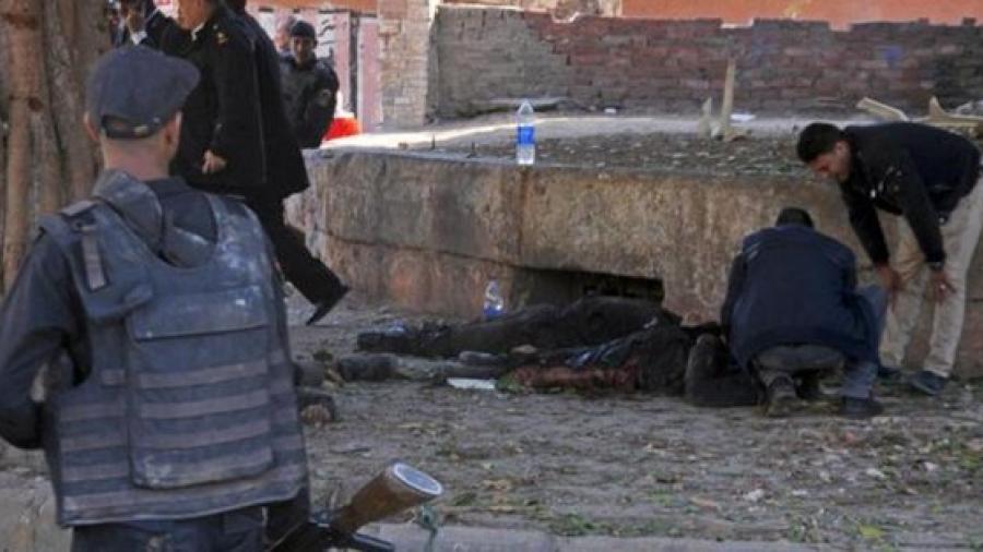 Al menos ocho policías muertos en egipcios tras ataque terrorista en el Sinaí
