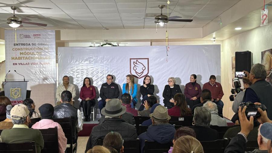 Entrega municipio módulos habitacionales en Villa Vida Plena