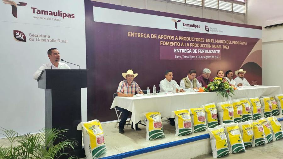 Concluye entrega de 225 toneladas de fertilizante granulado a productores citrícolas