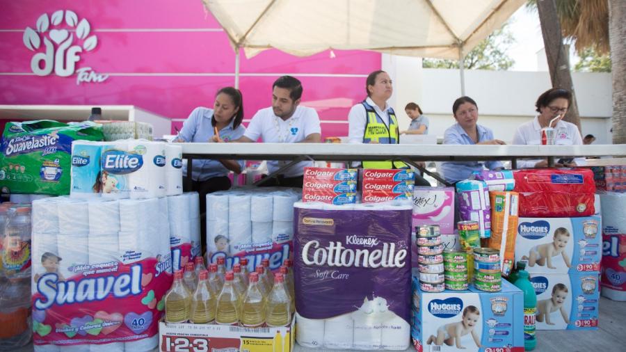 Gran participaci&oacute;n de Tamaulipecos en centro de acopio del DIF