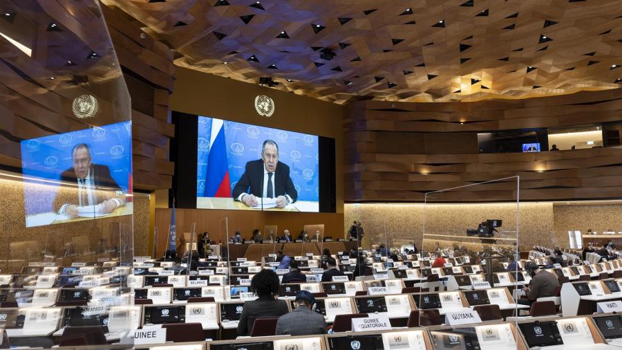 Pide Rusia a EU que retire sus armas nucleares de Europa