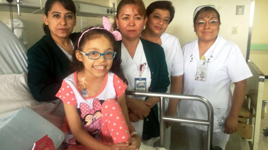 Dan de alta a niña que fue operada del corazón durante sismo del 7S