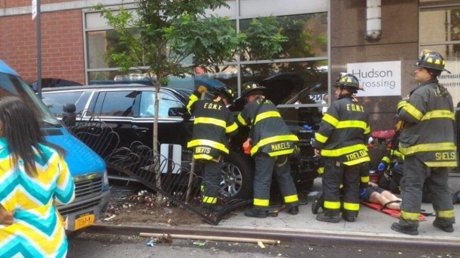 Auto atropella a 11 civiles en Manhattan
