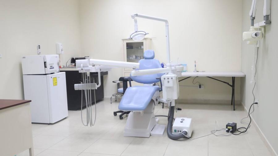 Re apertura de Cl&iacute;nica UNE