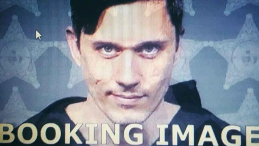 Detienen a supremacista blanco en Florida