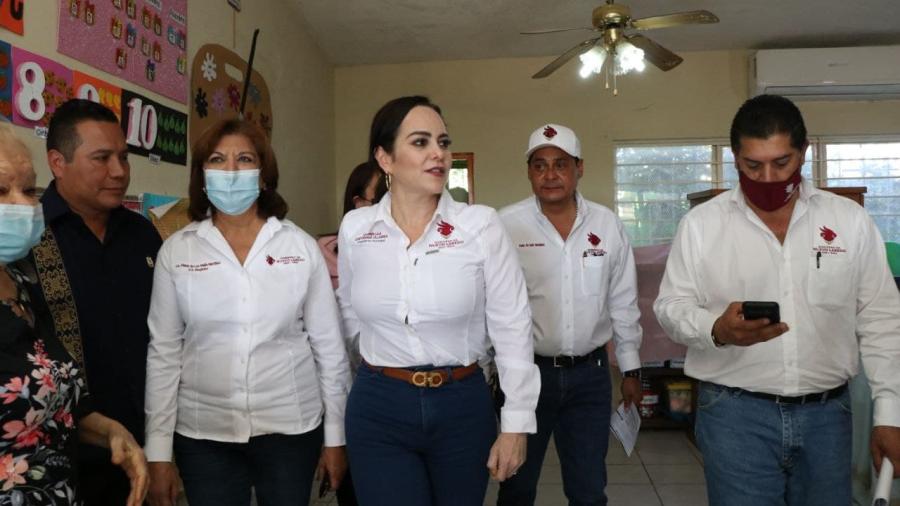 Beneficia Gobierno a comunidad escolar con construcción de baños