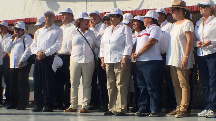 En el d&iacute;a del trabajo se queja Magda Peraza del recorte a su pensi&oacute;n