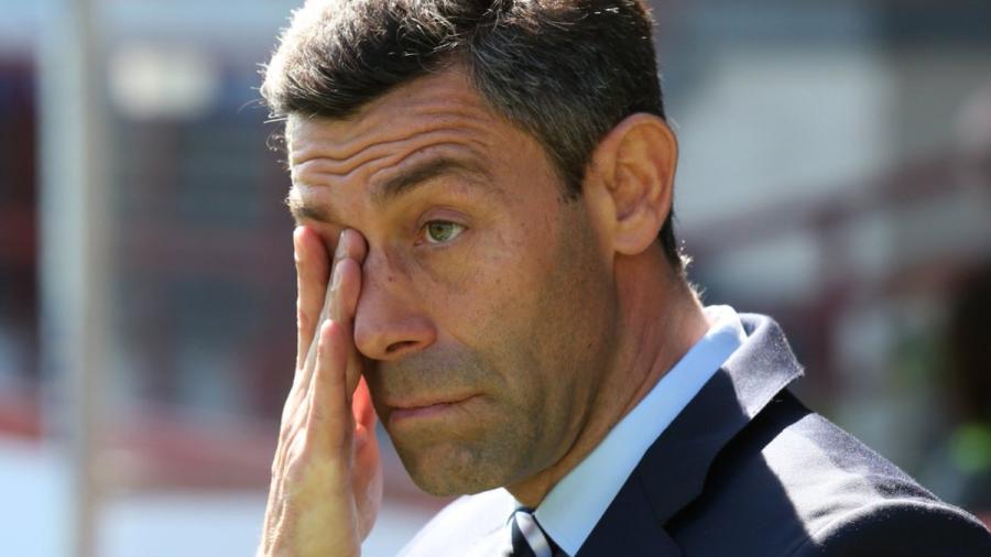 Rangers despide a Pedro Caixinha