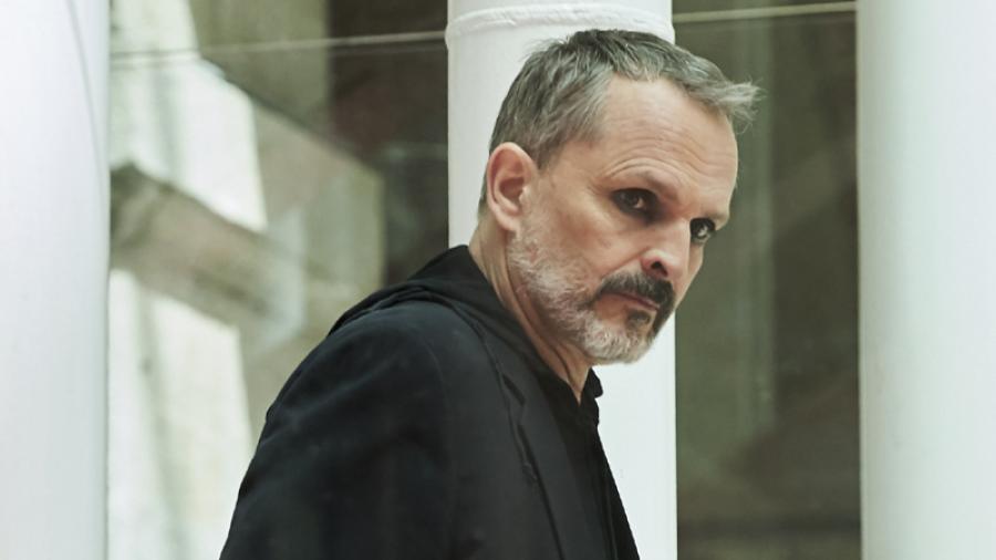 Miguel Bosé enfrenta demanda por parte de su expareja