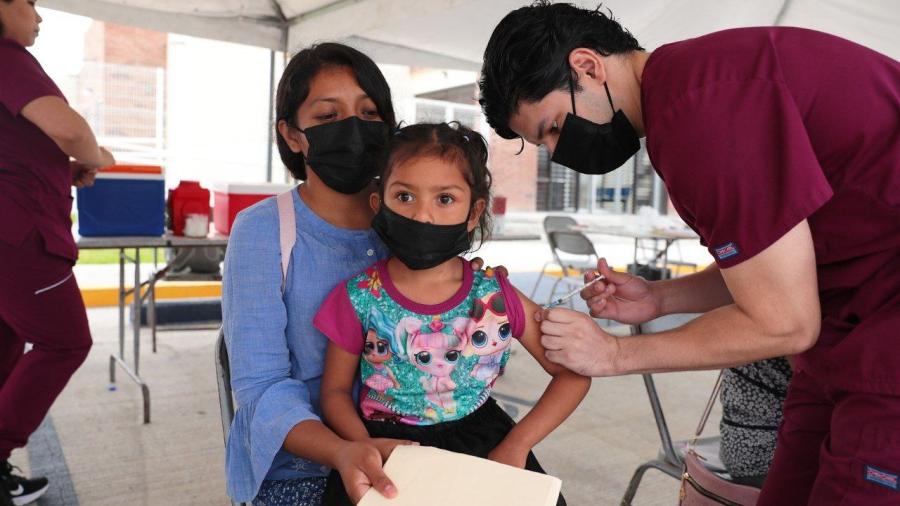 Gobierno Municipal realiza jornada de vacunación en colonia Toboganes 