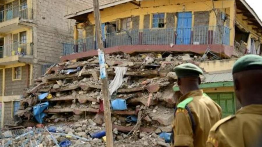 Colapso de edificio en Kenia deja al menos 15 desaparecidos