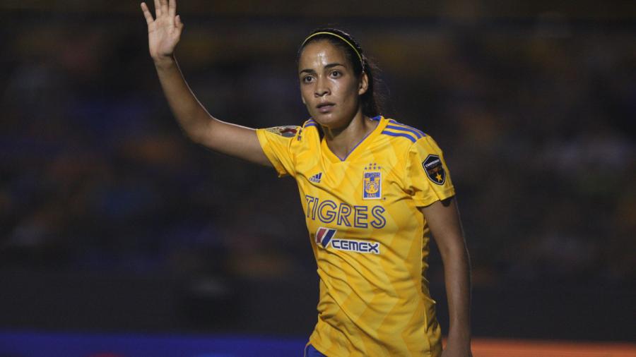 Carolina Jaramillo se une a la delantera de las Chivas Femenil 