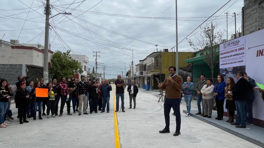 Destinan 3 mdp en pavimentación a colonia Lomas del Villar