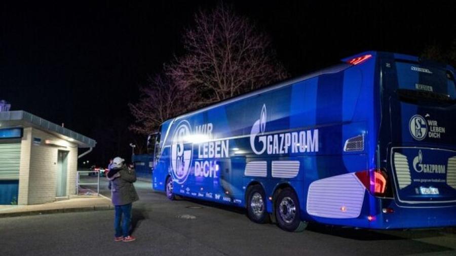 Tras descenso, Schalke 04 pide protección policial por agresión a autobús