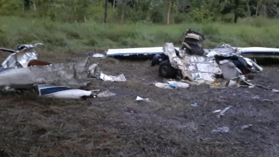 Encuentran dos mexicanos muertos y dos avionetas con drogas en Guatemala
