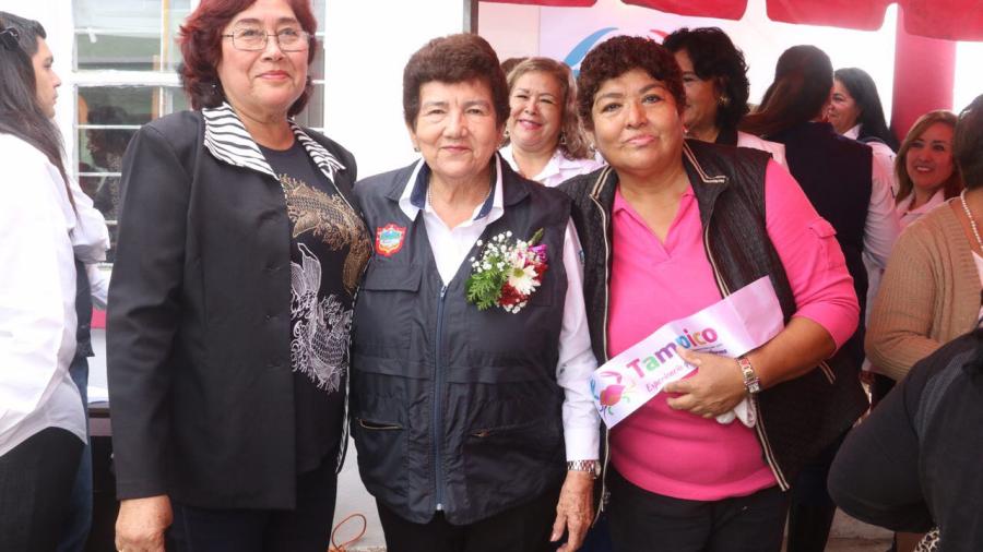 Ponen en funcionamiento m&oacute;dulo de trabajo del Instituto de la Mujer