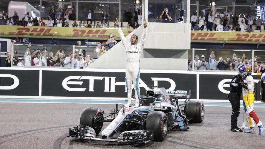 Lewis Hamilton se lleva Abu Dabi y el campeonato 2018, Checo Pérez termina en octavo