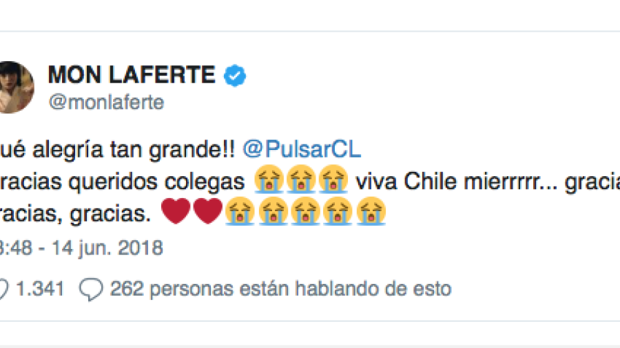 Mon Laferte se lleva premios Pulsar sin asistir a recogerlos