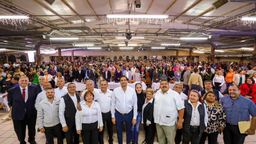 Reafirman más de 5 Mil Maestros su apoyo al Presidente Carlos Peña Ortiz