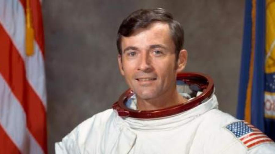 Fallece el legendario astronauta John Young