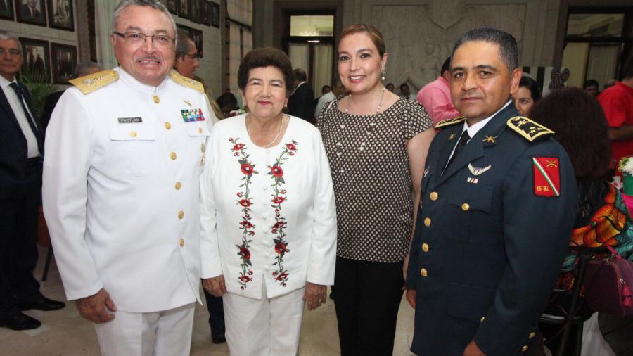 Magdalena Peraza Guerra da el grito de Independencia