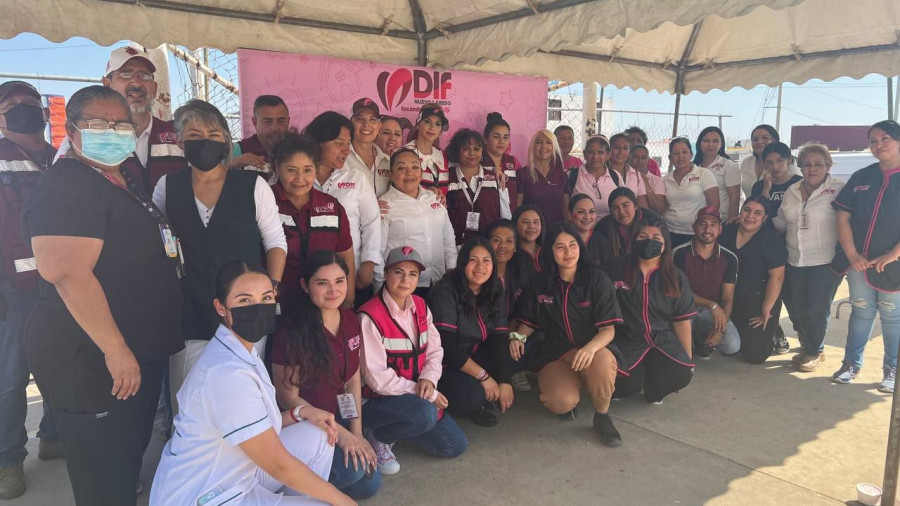 Beneficia DIF a familias del sector sur con mega brigada m&eacute;dico asistencial 