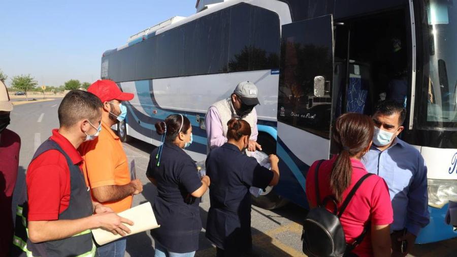 Continúan jornadas de vacunación binacional en Nuevo Laredo 