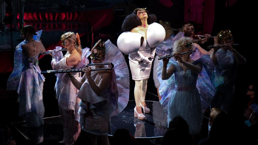 Björk regresa a México con su show Cornucopia