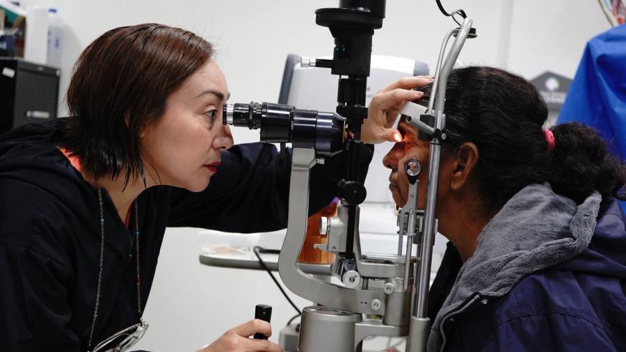 DIF Nuevo Laredo transforma vidas con campa&ntilde;a de cirug&iacute;as de cataratas