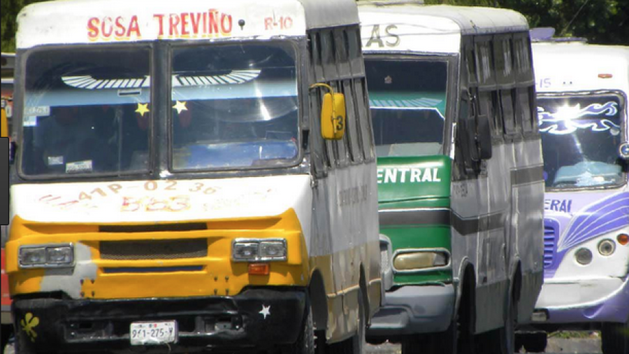 Transporte público a la baja en periodo vacacional